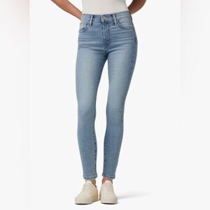 Classic Blue Women's Jeans